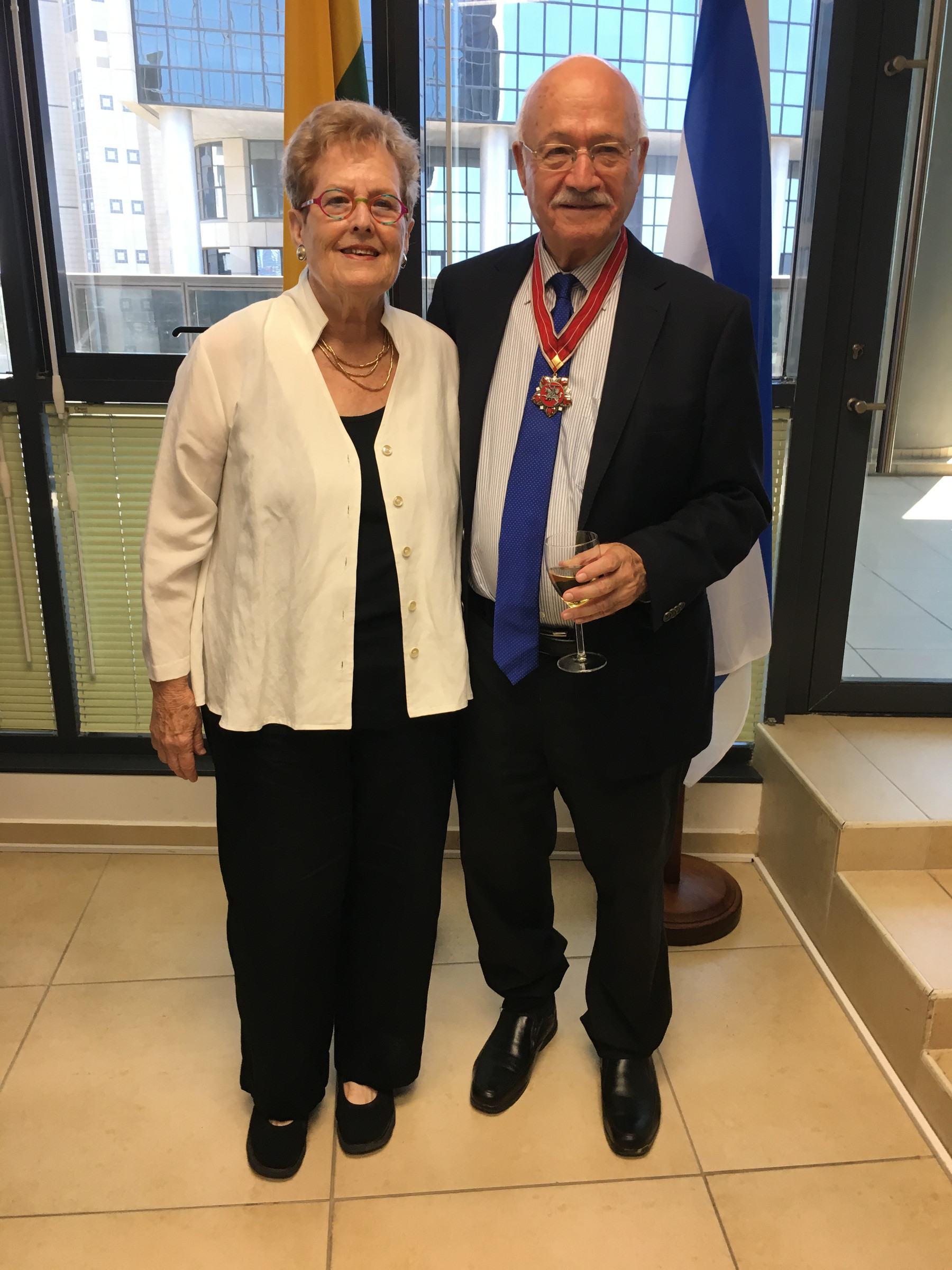 סיפורו של עמוס ערן – מאלבום המשפחה