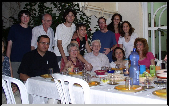 אסתר קווה לבית גלובה – מאלבום המשפחה
