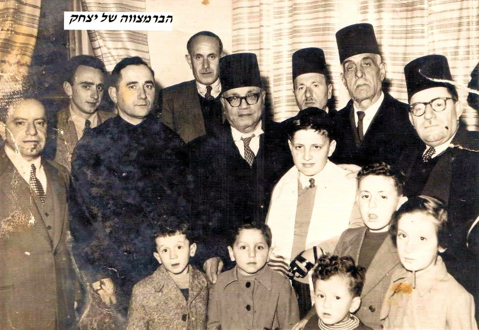 סיפור עלייתה של משפחת חסון – מאלבום המשפחה