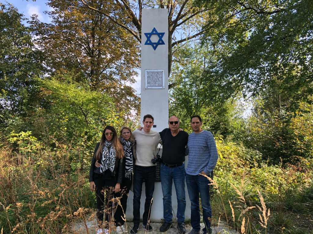 מתי קרפ – מאלבום המשפחה