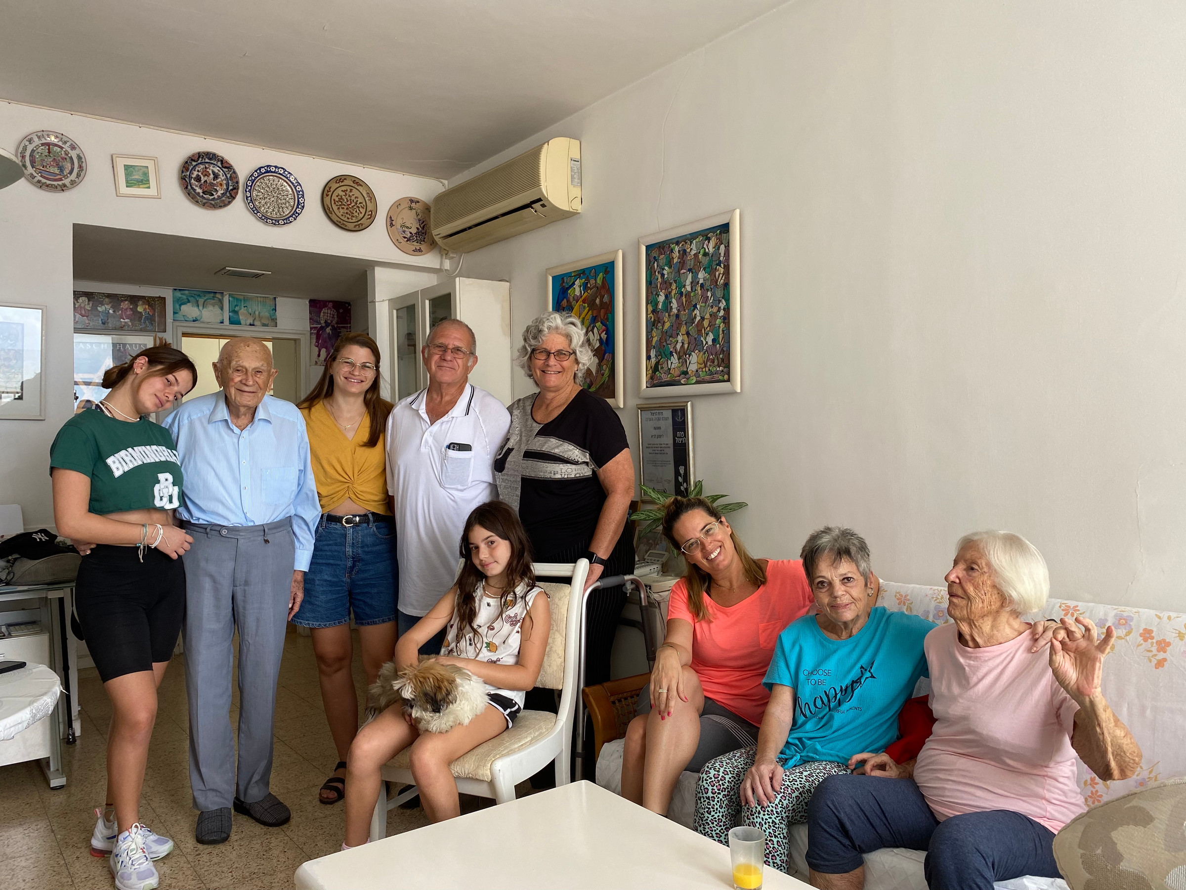 יצחק לביא – מאלבום המשפחה