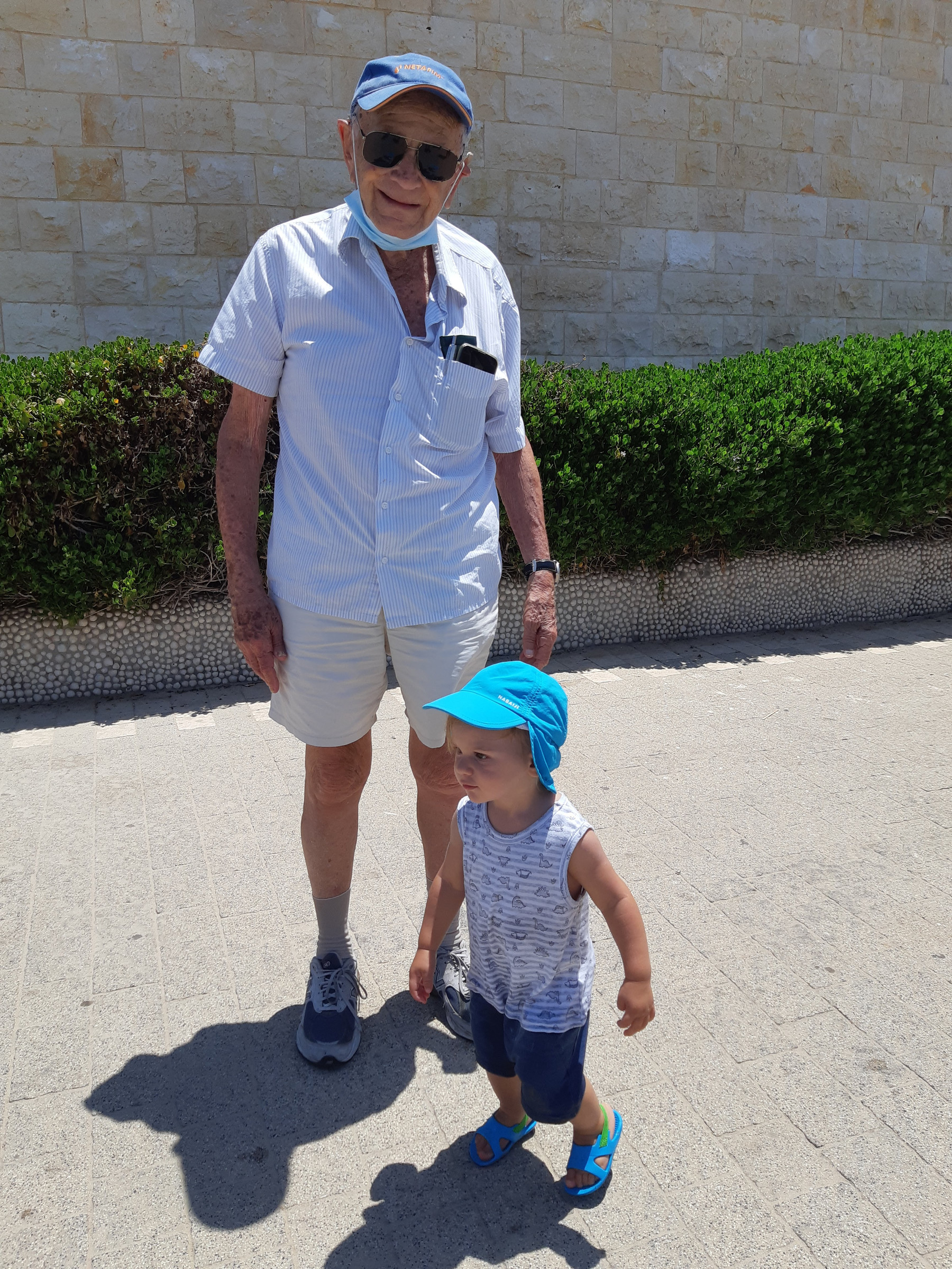 יצחק לביא – מאלבום המשפחה