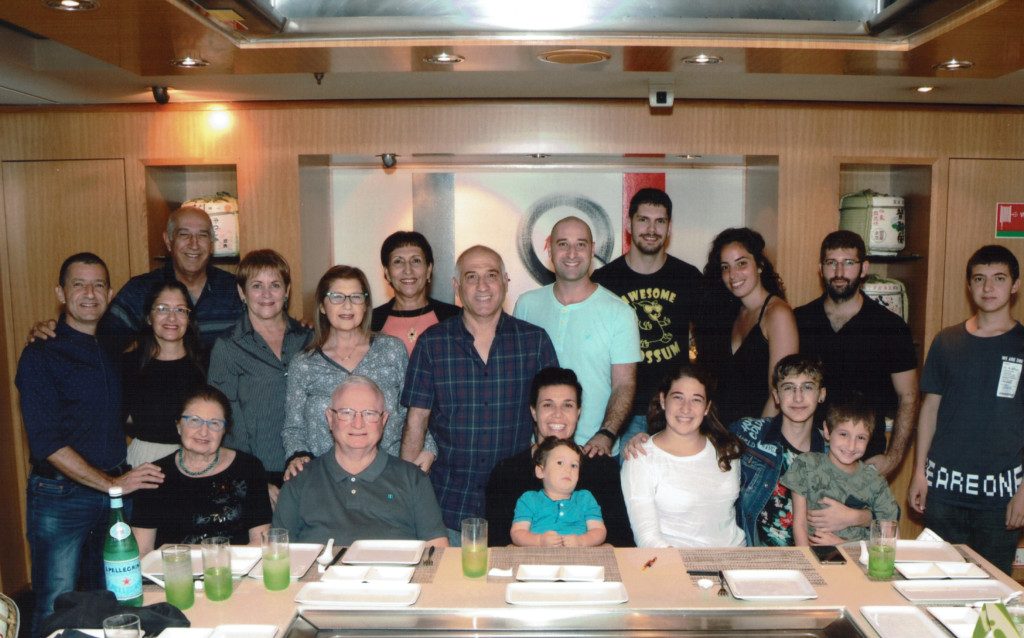 סיפור חיים של מסירות ואהבה – מאלבום המשפחה