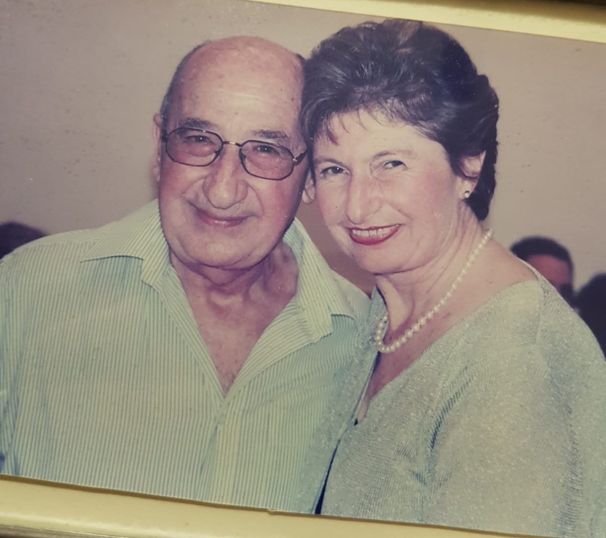 סיפור חיים של מסירות ואהבה – מאלבום המשפחה